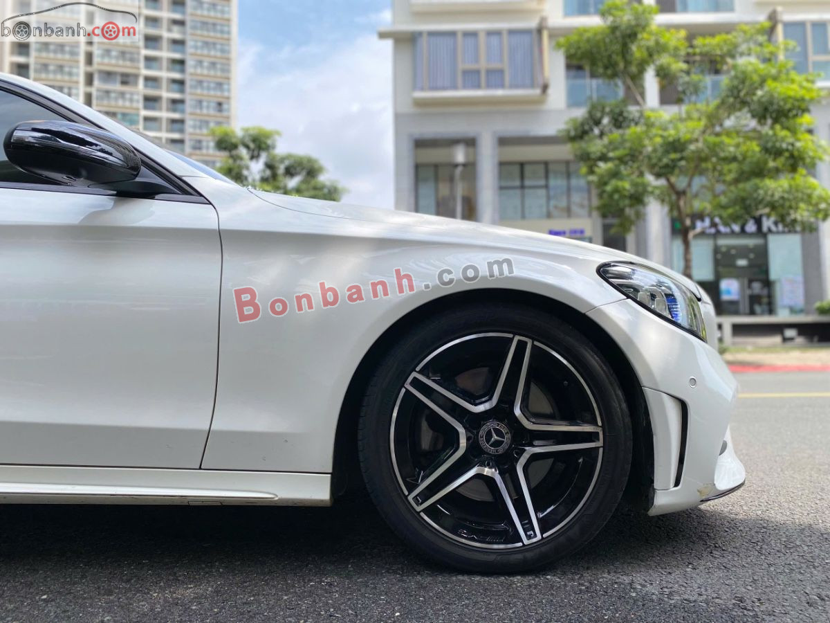 Bán ô tô Mercedes Benz C class C300 AMG - 2021 - xe cũ