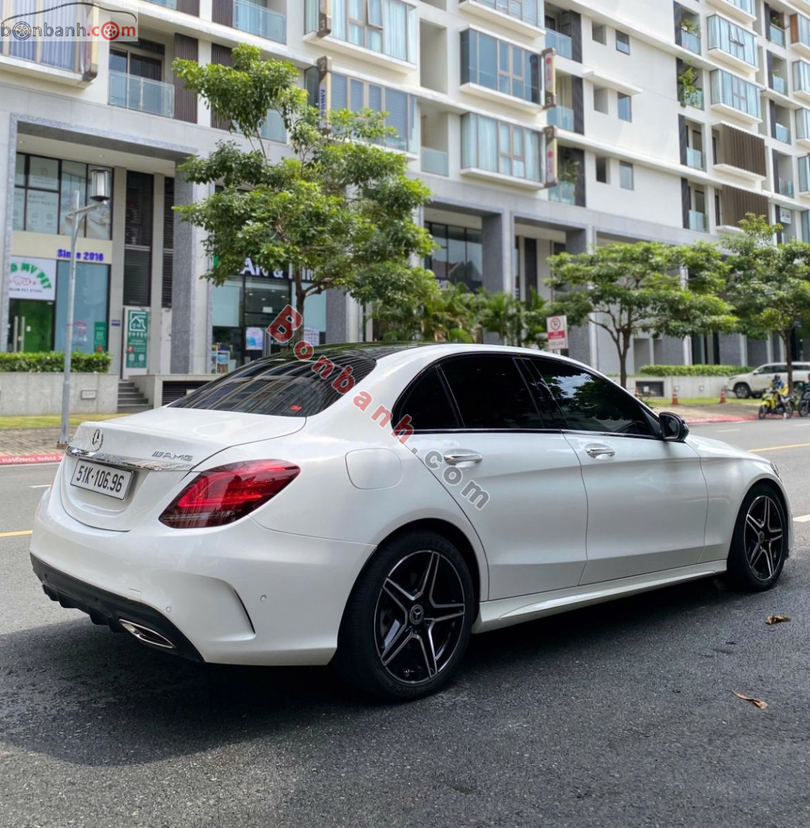 Bán ô tô Mercedes Benz C class C300 AMG - 2021 - xe cũ
