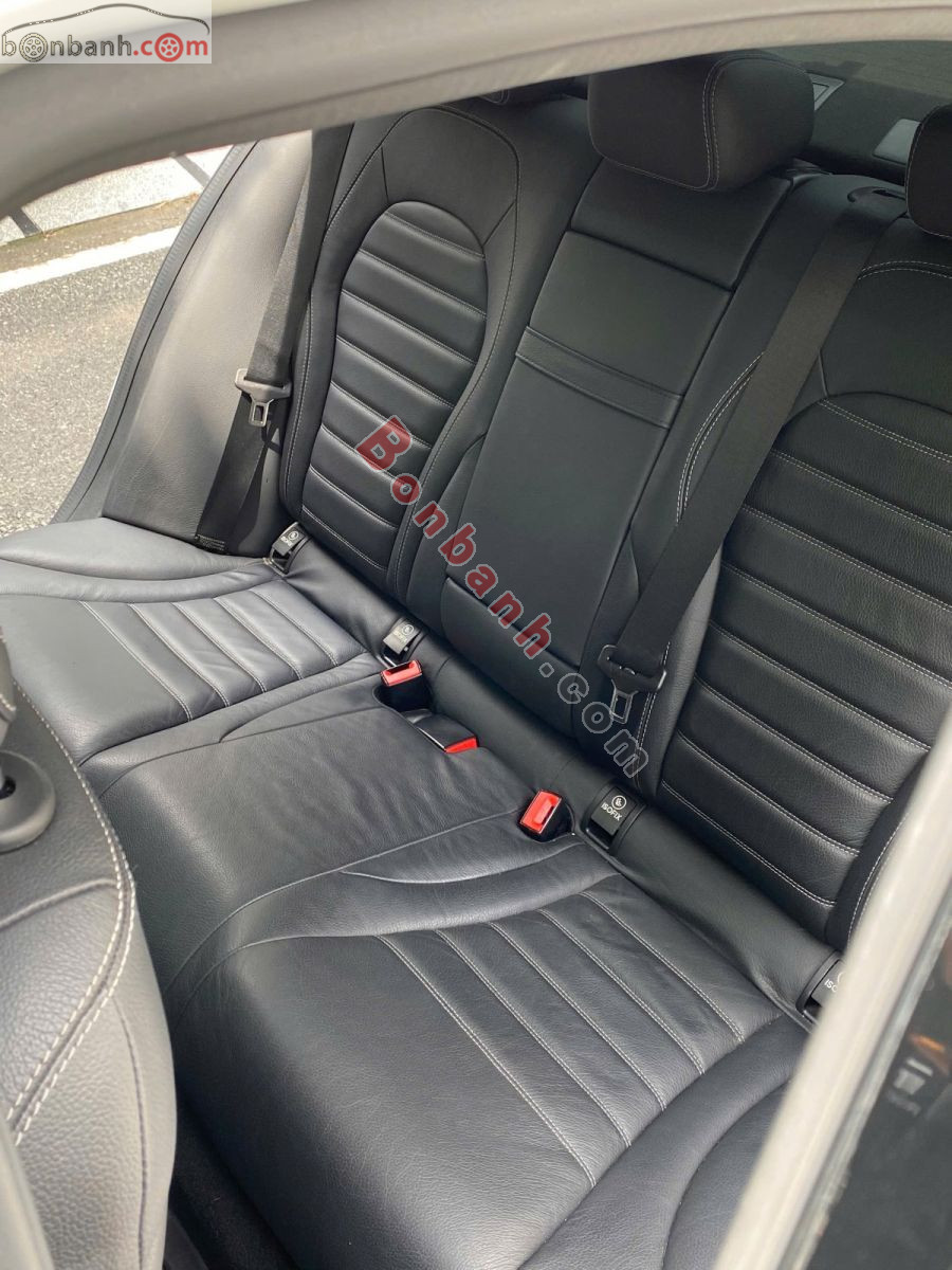 Bán ô tô Mercedes Benz C class C300 AMG - 2021 - xe cũ