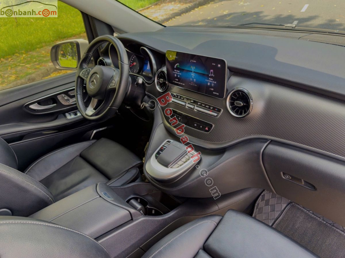 Bán ô tô Mercedes Benz V class V250 AMG - 2023 - xe cũ