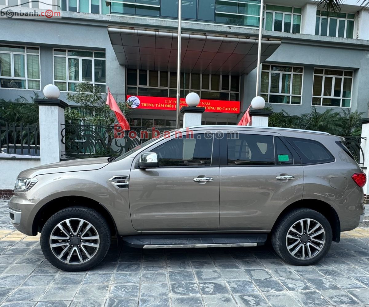 Bán ô tô Ford Everest Titanium 2.0L 4x2 AT - 2020 - xe cũ