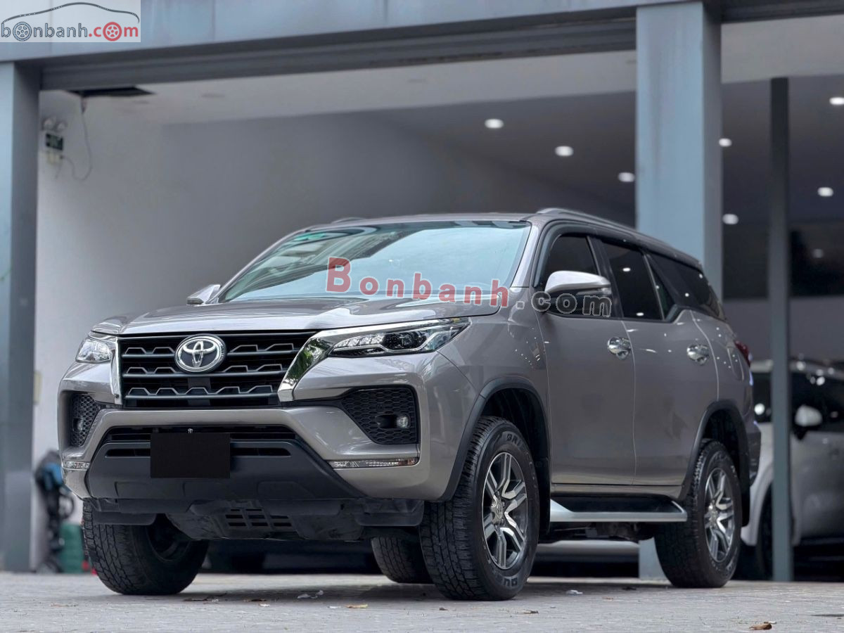 Bán ô tô Toyota Fortuner 2.4L 4x2 AT - 2022 - xe cũ