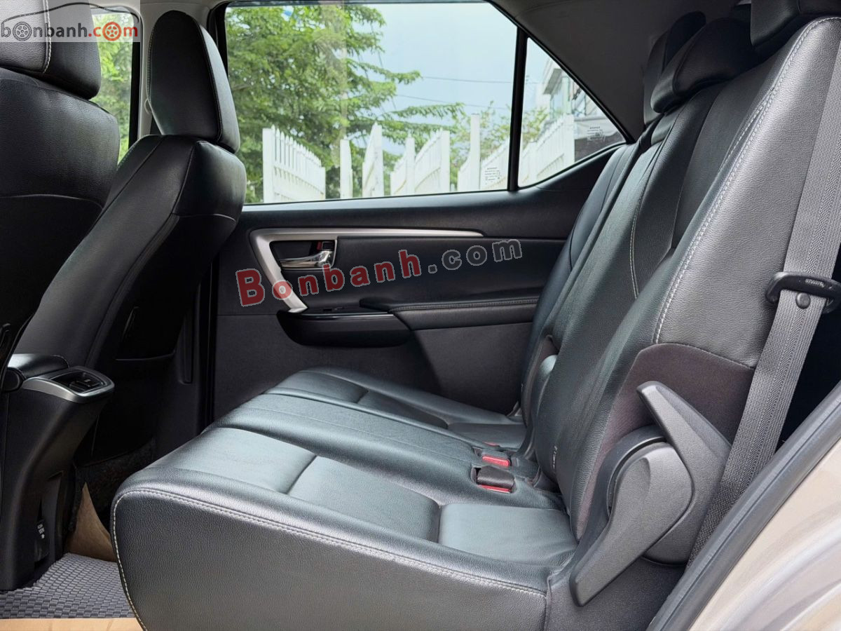 Bán ô tô Toyota Fortuner 2.4L 4x2 AT - 2022 - xe cũ