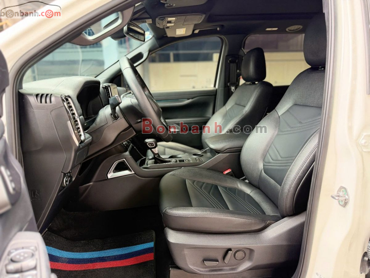 Bán ô tô Ford Everest Titanium 2.0L 4x2 AT - 2022 - xe cũ