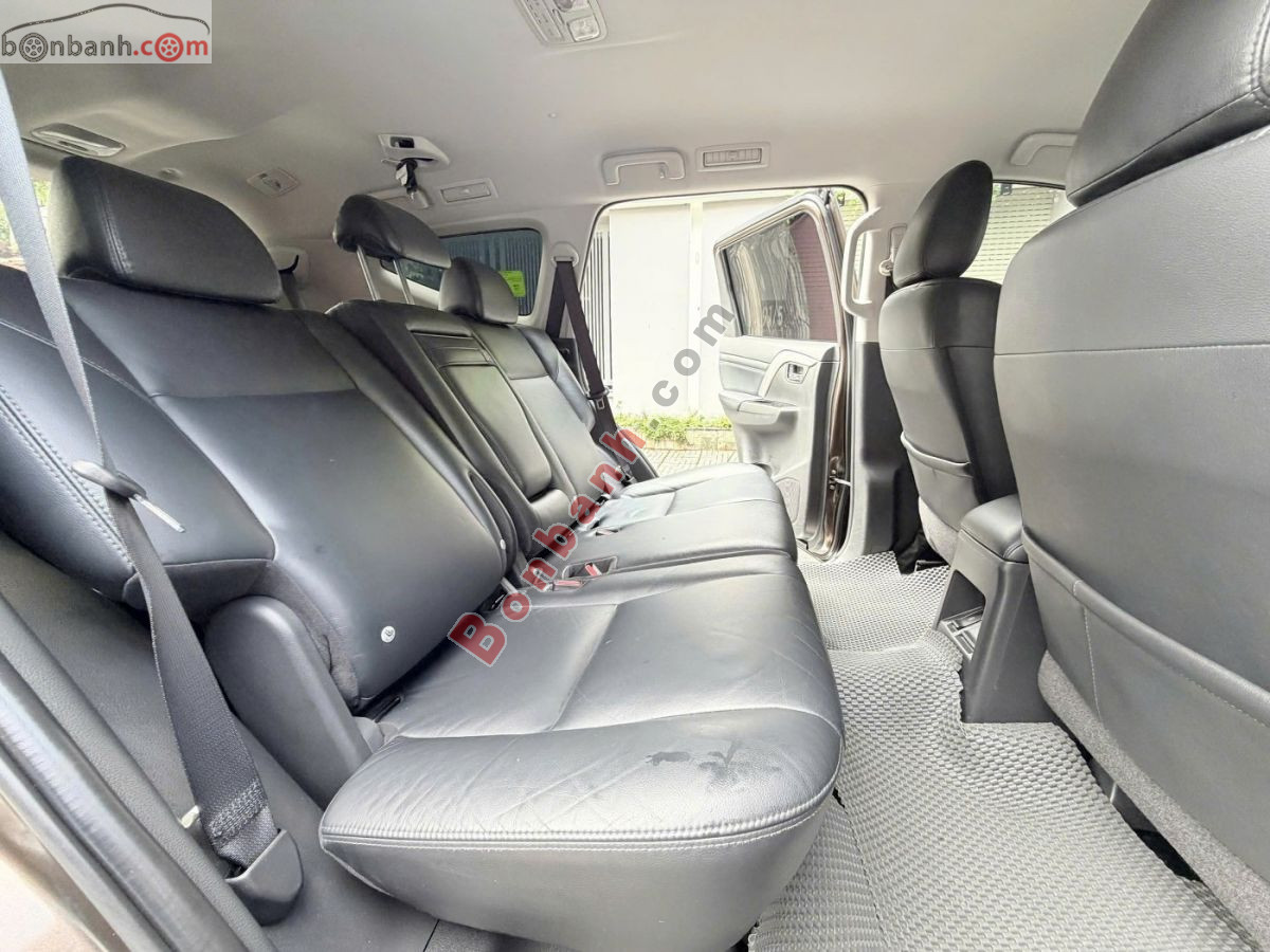Bán ô tô Mitsubishi Pajero Sport 2.4D 4x2 AT - 2020 - xe cũ