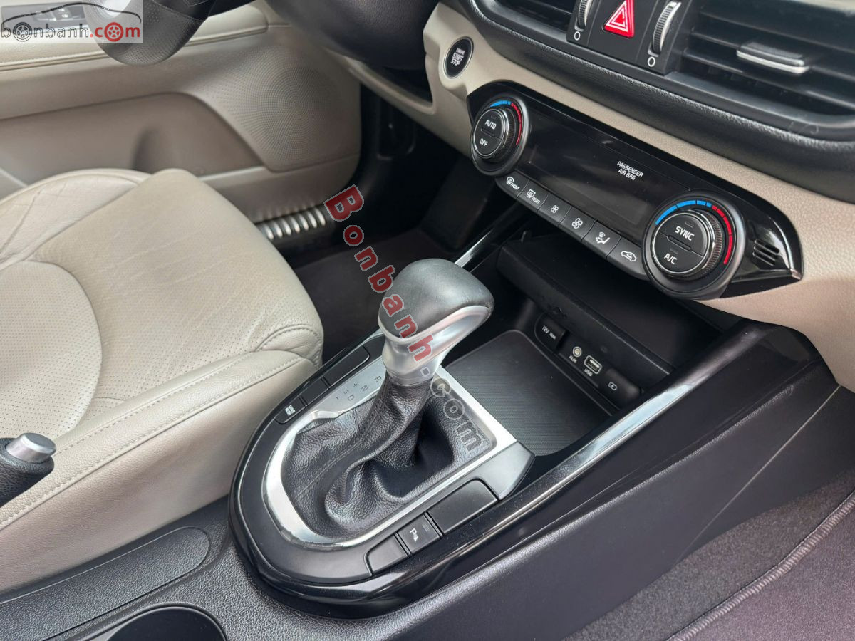 Bán ô tô Kia Cerato 1.6 AT Deluxe - 2019 - xe cũ