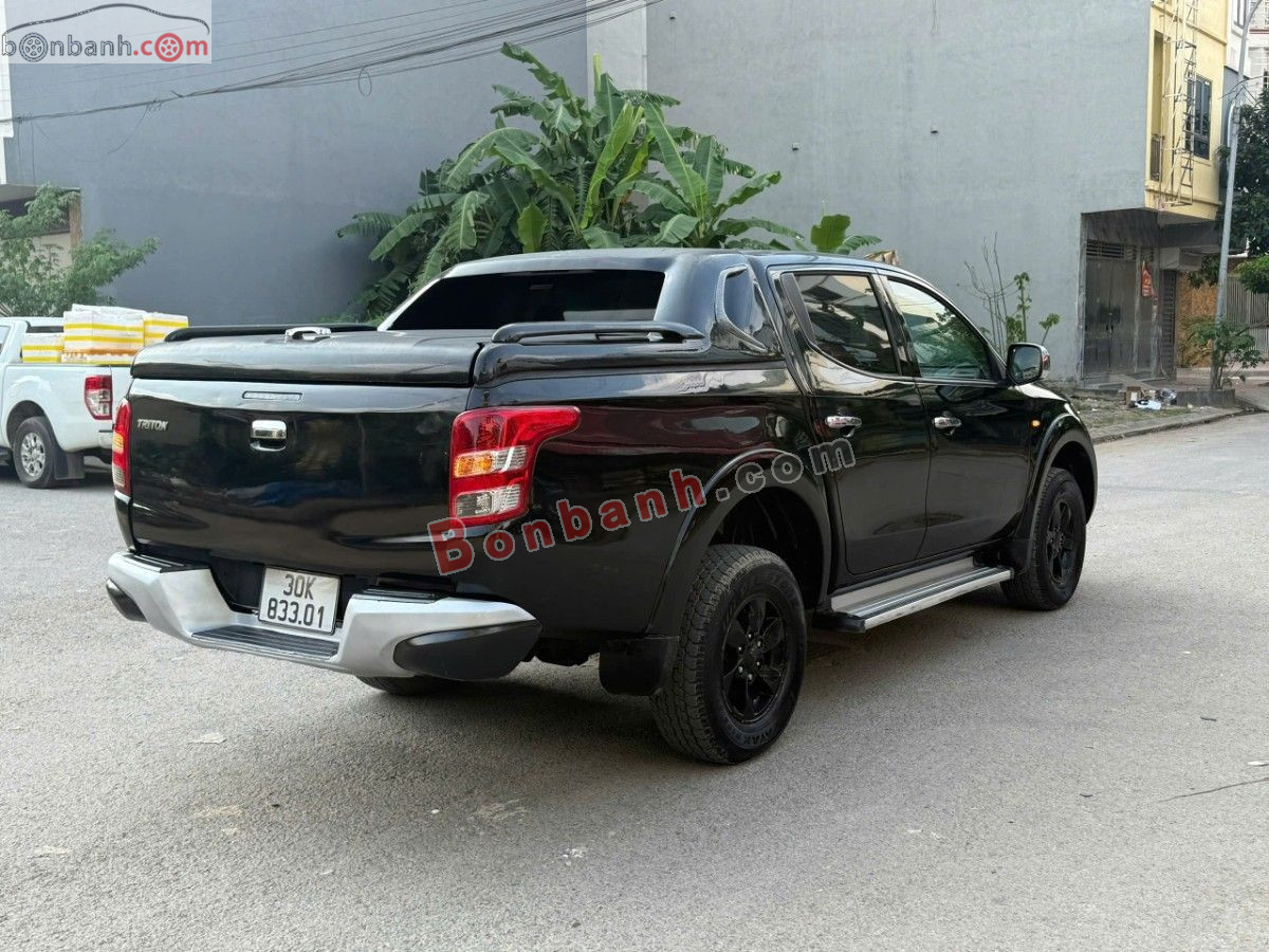 Bán ô tô Mitsubishi Triton 4x2 AT - 2015 - xe cũ