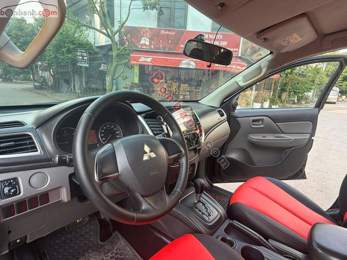 Bán ô tô Mitsubishi Triton 4x2 AT - 2015 - xe cũ