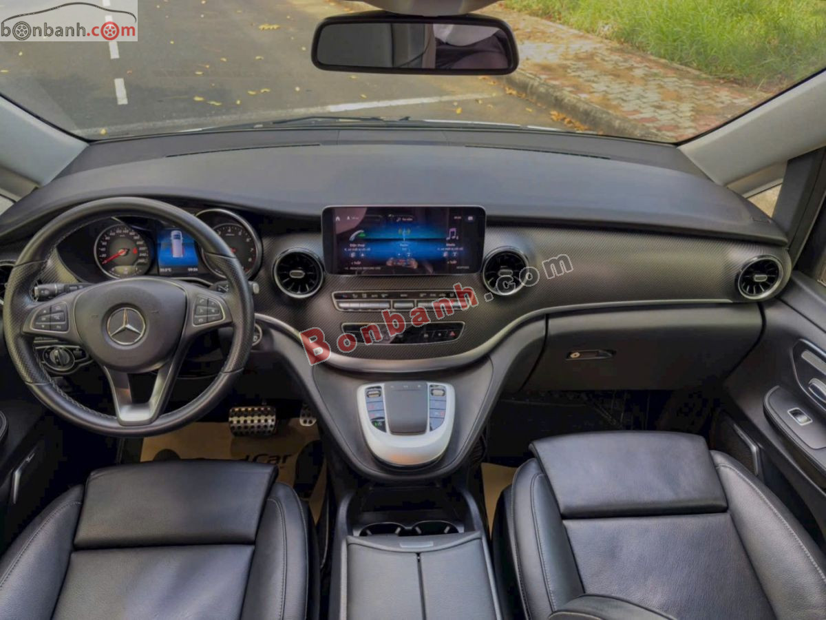 Bán ô tô Mercedes Benz V class V250 AMG - 2023 - xe cũ