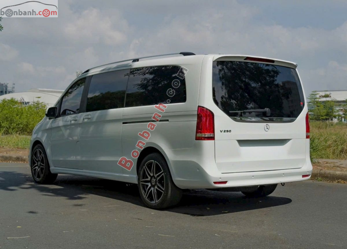 Bán ô tô Mercedes Benz V class V250 AMG - 2023 - xe cũ