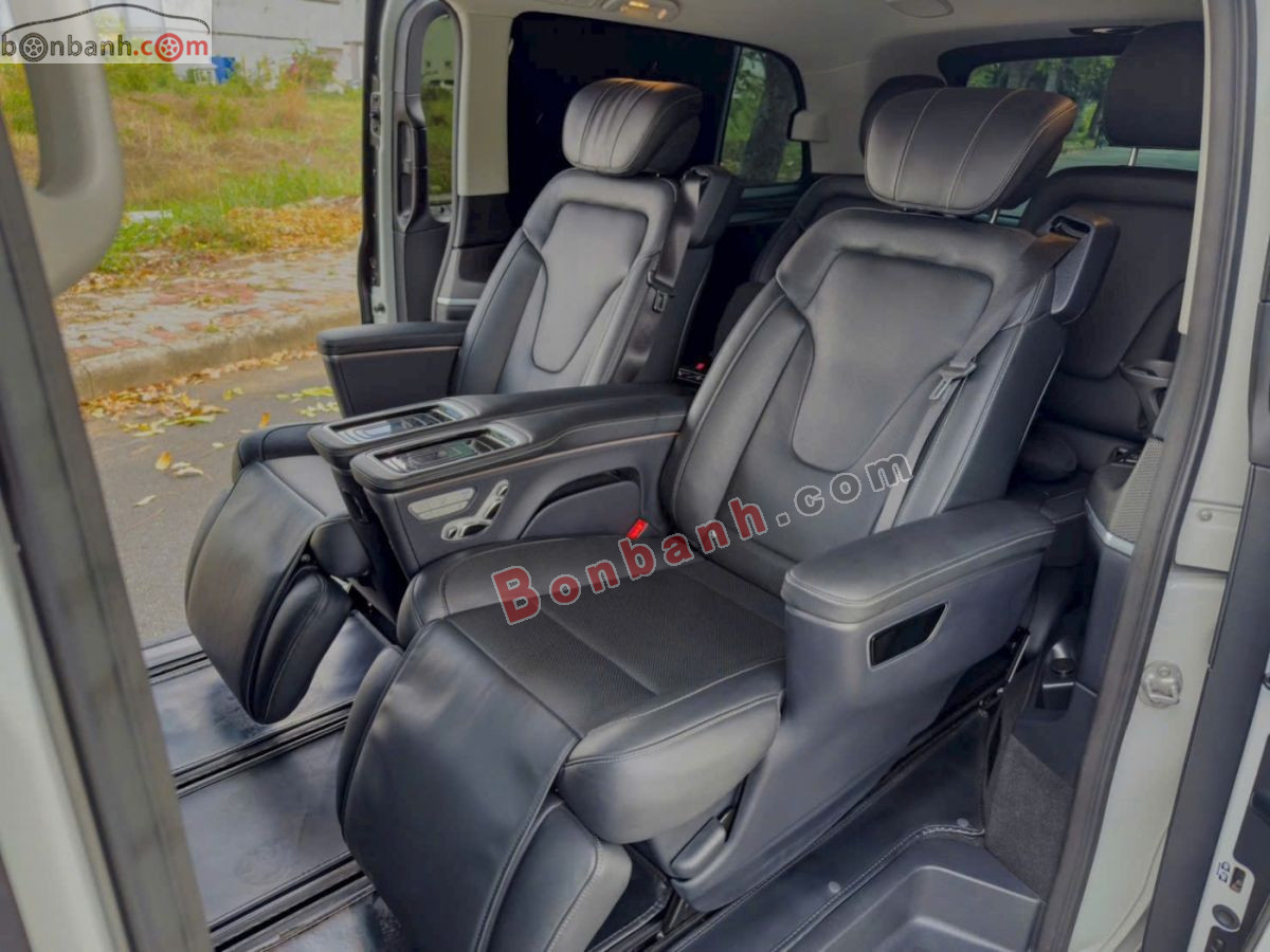Bán ô tô Mercedes Benz V class V250 AMG - 2023 - xe cũ
