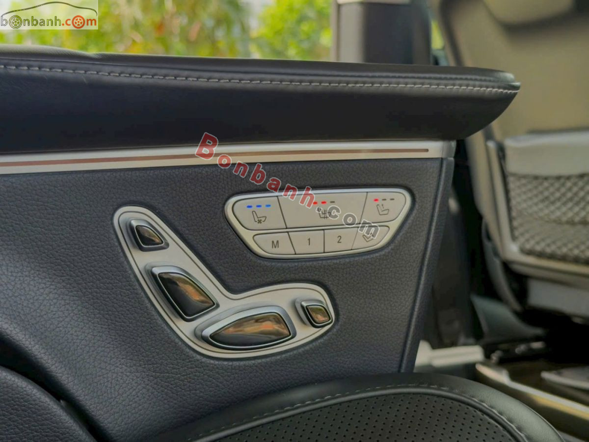 Bán ô tô Mercedes Benz V class V250 AMG - 2023 - xe cũ