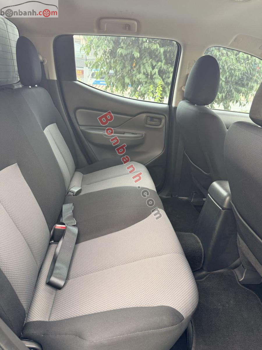Bán ô tô Mitsubishi Triton 4x2 MT - 2019 - xe cũ