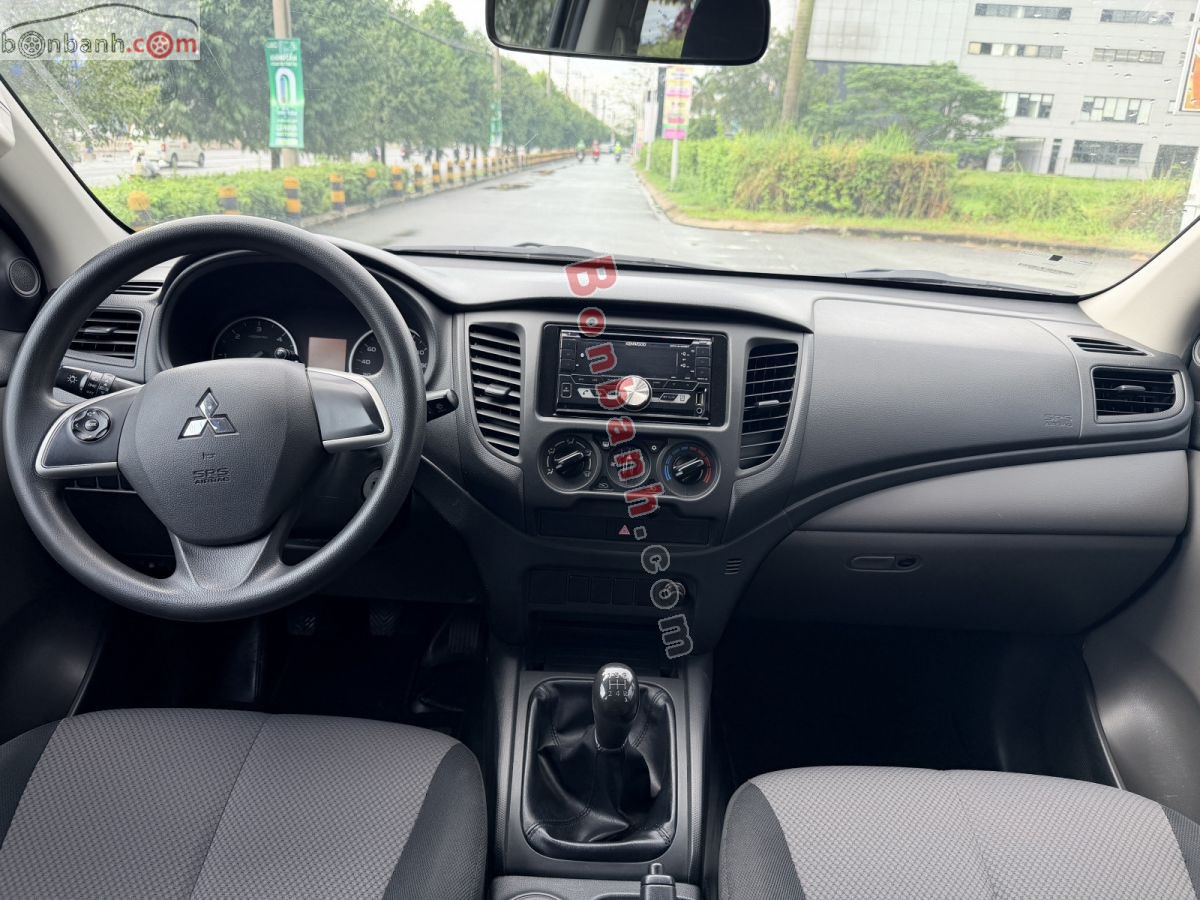 Bán ô tô Mitsubishi Triton 4x2 MT - 2019 - xe cũ