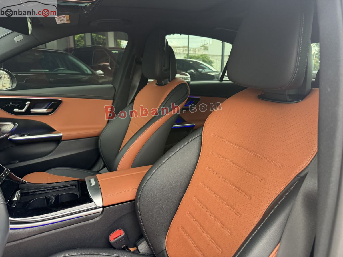 Bán ô tô Mercedes Benz C class C300 AMG - 2025 - xe cũ