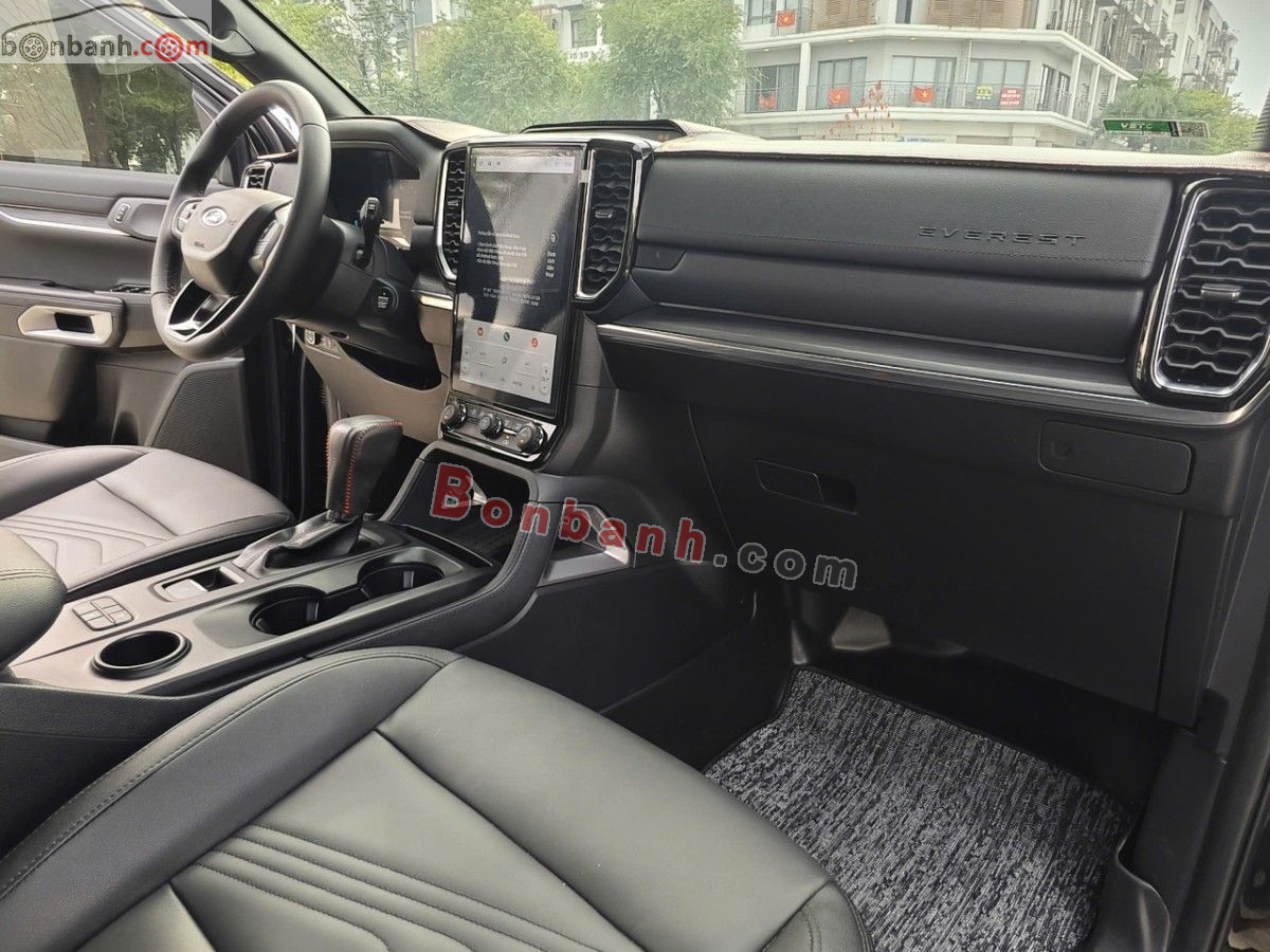 Bán ô tô Ford Everest Titanium 2.0L 4x2 AT - 2025 - xe cũ