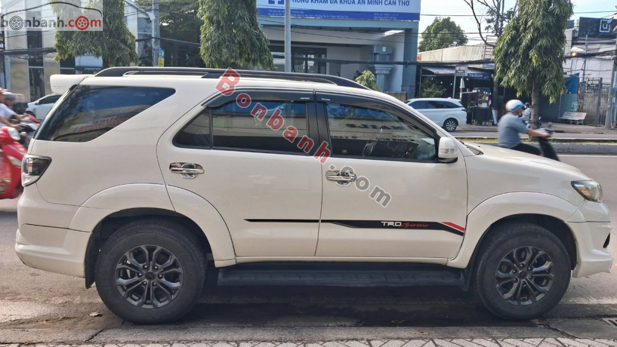 Bán ô tô Toyota Fortuner TRD Sportivo 4x4 AT - 2015 - xe cũ