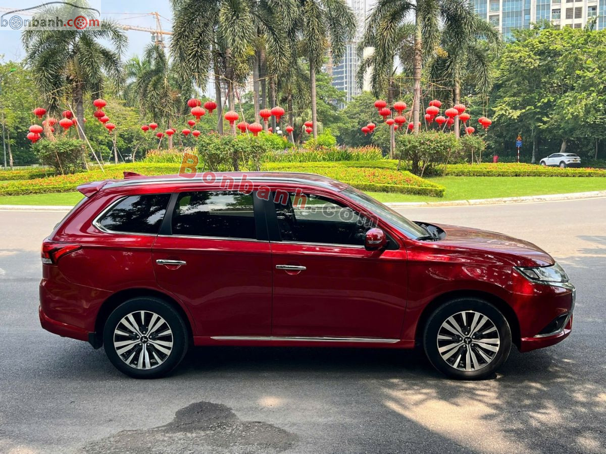 Bán ô tô Mitsubishi Outlander 2.0 CVT - 2023 - xe cũ