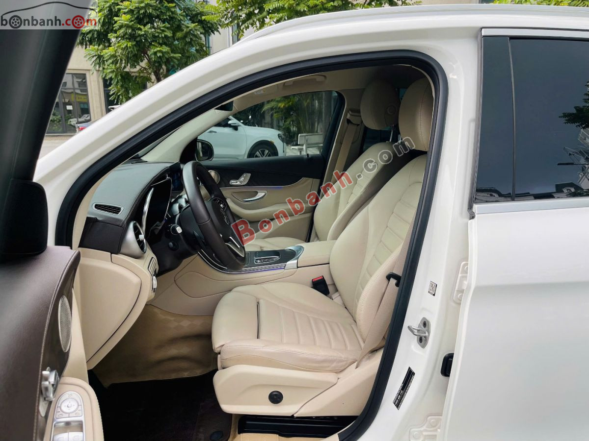 Bán ô tô Mercedes Benz GLC 200 4Matic - 2021 - xe cũ
