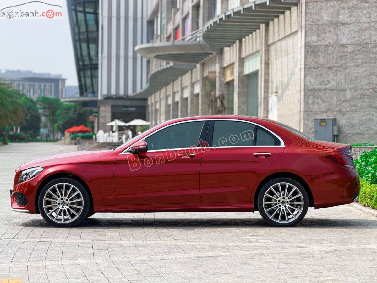 Bán ô tô Mercedes Benz C class C300 AMG - 2017 - xe cũ