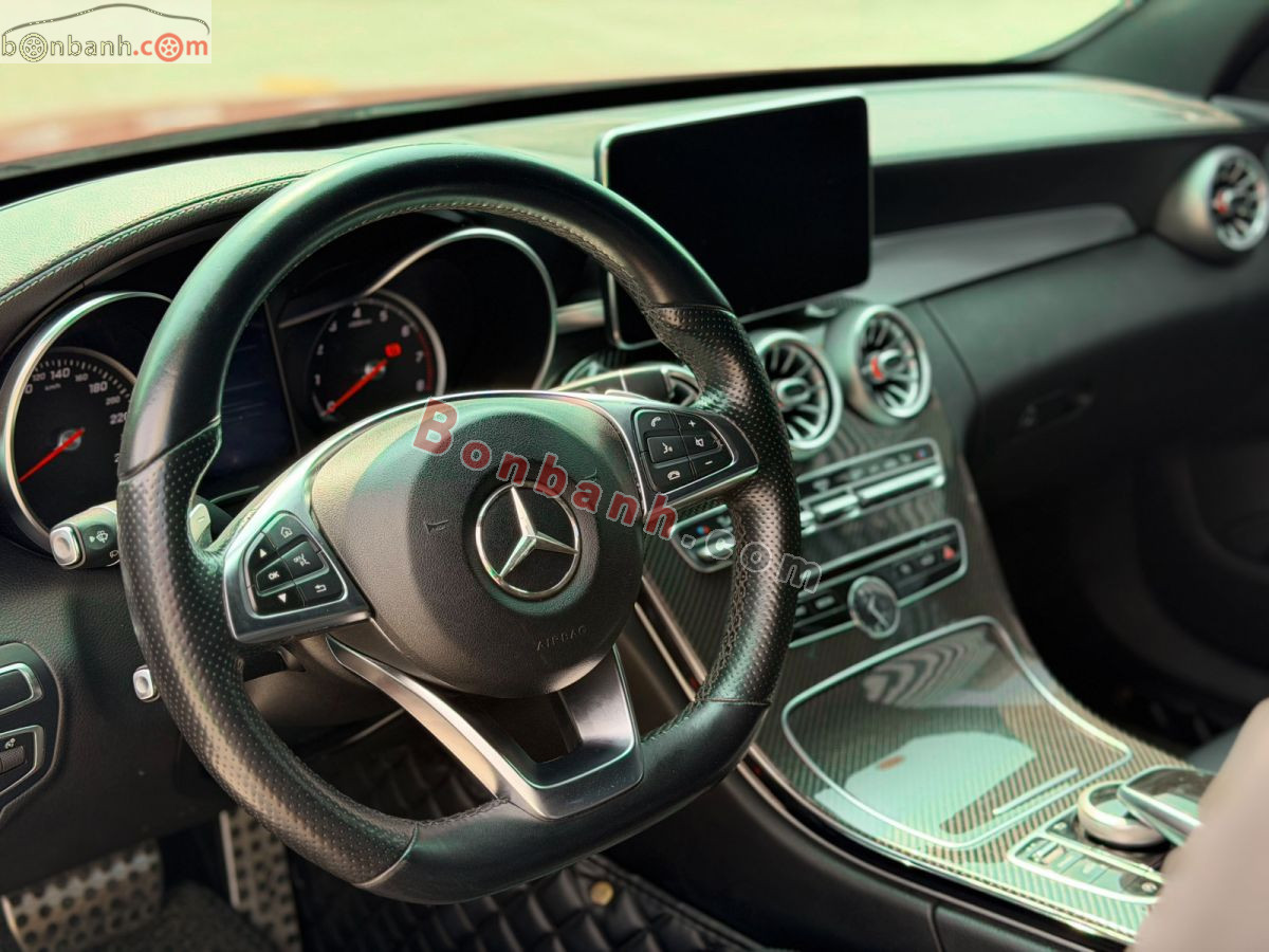 Bán ô tô Mercedes Benz C class C300 AMG - 2017 - xe cũ