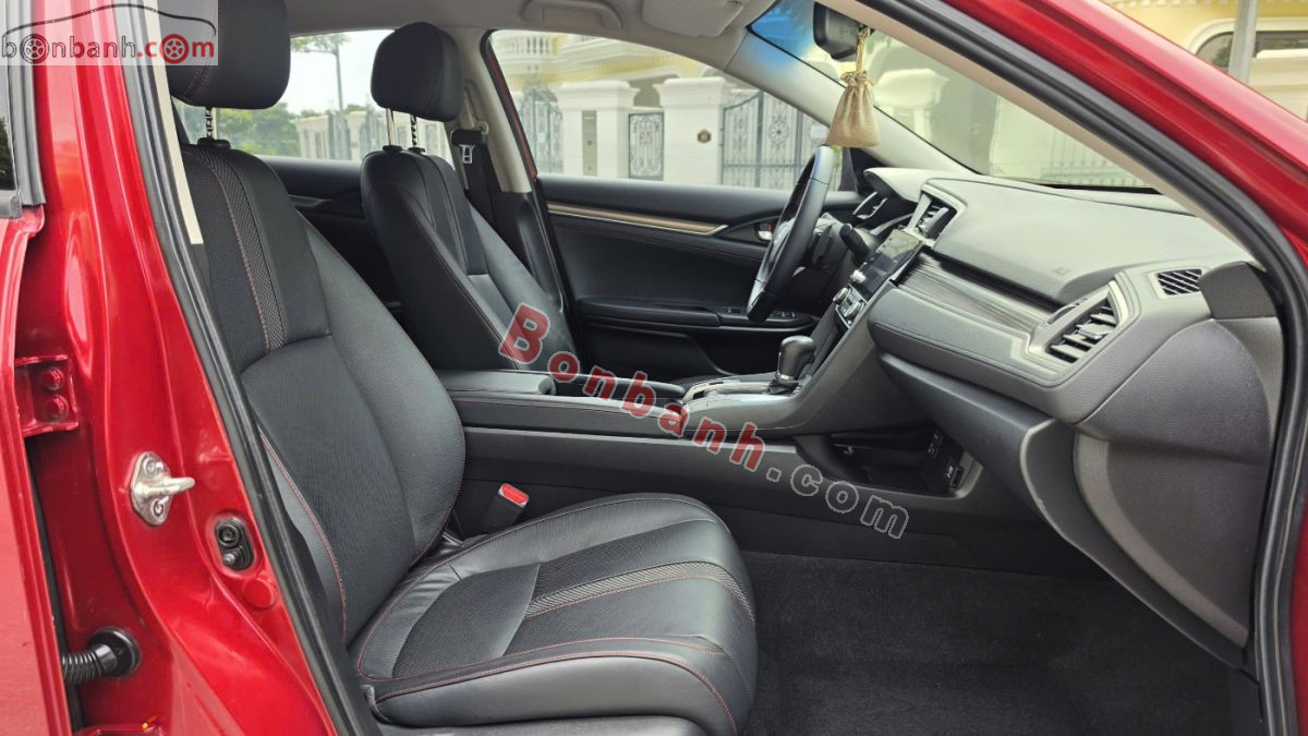 Bán ô tô Honda Civic RS 1.5 AT - 2020 - xe cũ