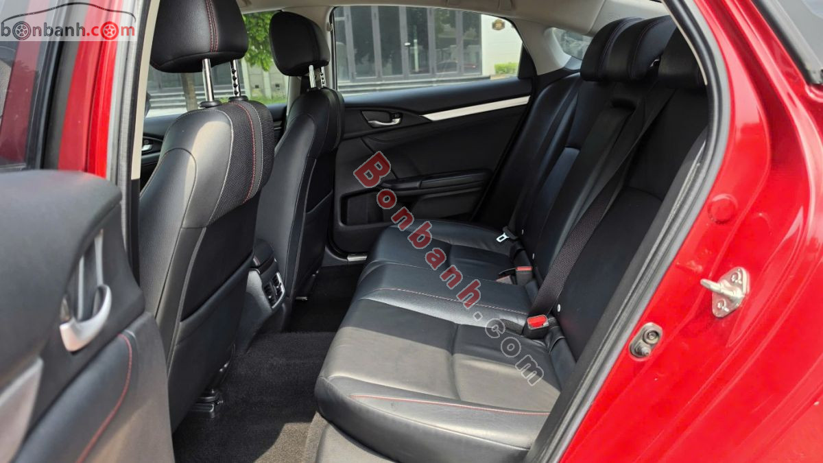Bán ô tô Honda Civic RS 1.5 AT - 2020 - xe cũ
