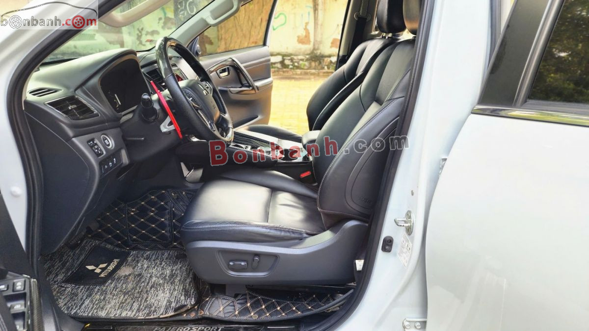 Bán ô tô Mitsubishi Pajero Sport 2.4D 4x4 AT - 2021 - xe cũ