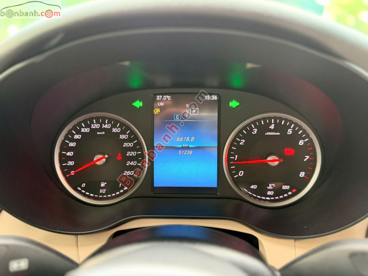 Bán ô tô Mercedes Benz GLC 200 - 2021 - xe cũ