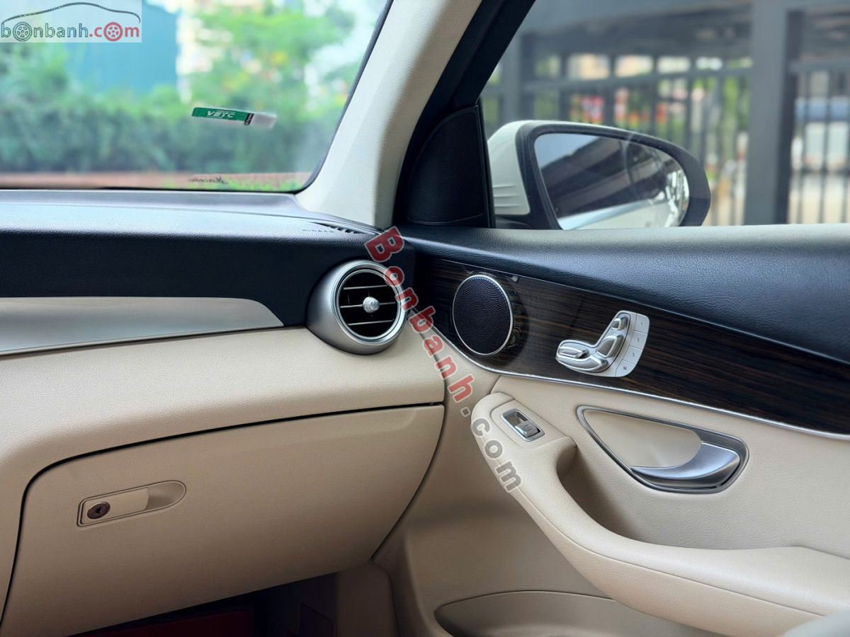 Bán ô tô Mercedes Benz GLC 200 - 2021 - xe cũ
