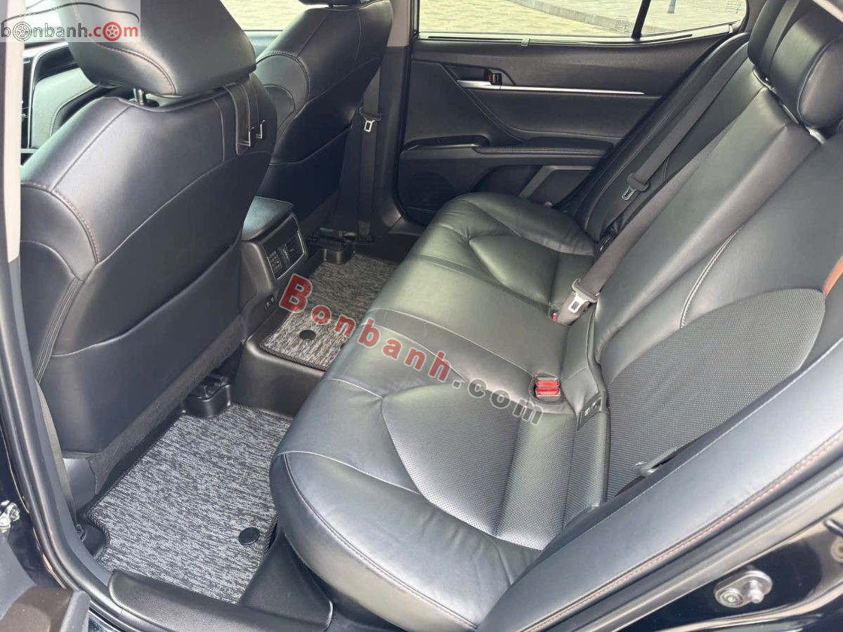 Bán ô tô Toyota Camry 2.5HV - 2022 - xe cũ