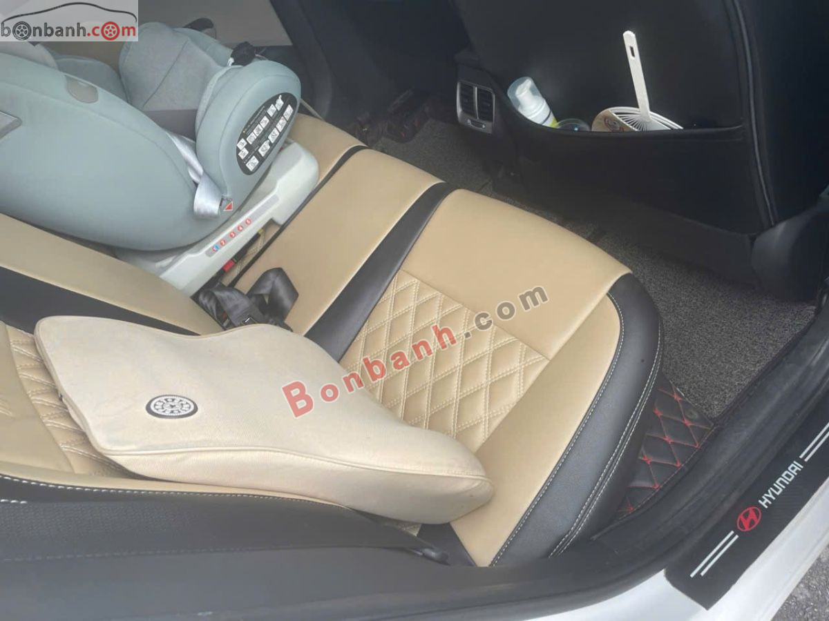 Bán ô tô Hyundai Accent 1.4 AT - 2022 - xe cũ