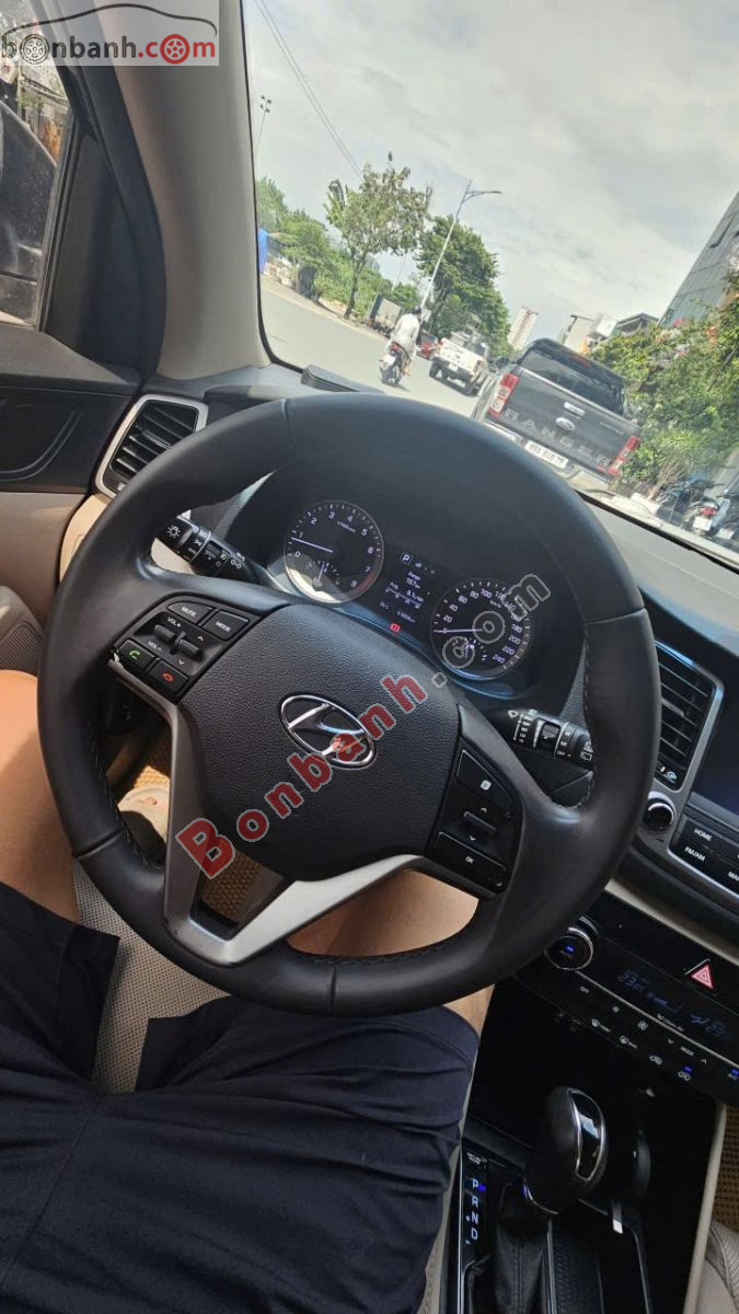 Bán ô tô Hyundai Tucson 2.0 AT - 2018 - xe cũ