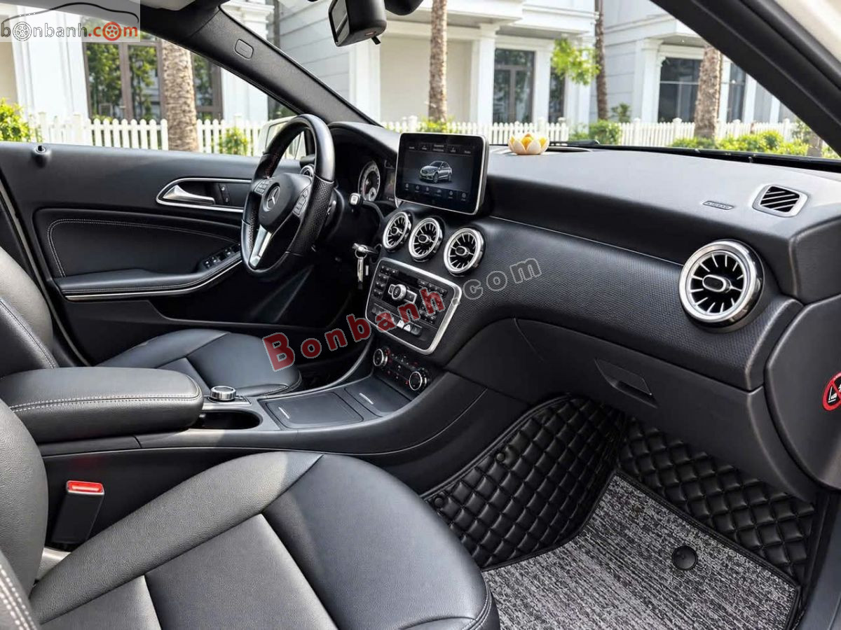 Bán ô tô Mercedes Benz A class A200 - 2013 - xe cũ