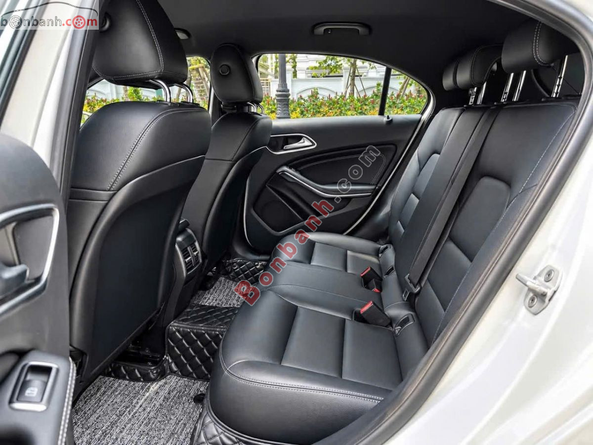 Bán ô tô Mercedes Benz A class A200 - 2013 - xe cũ