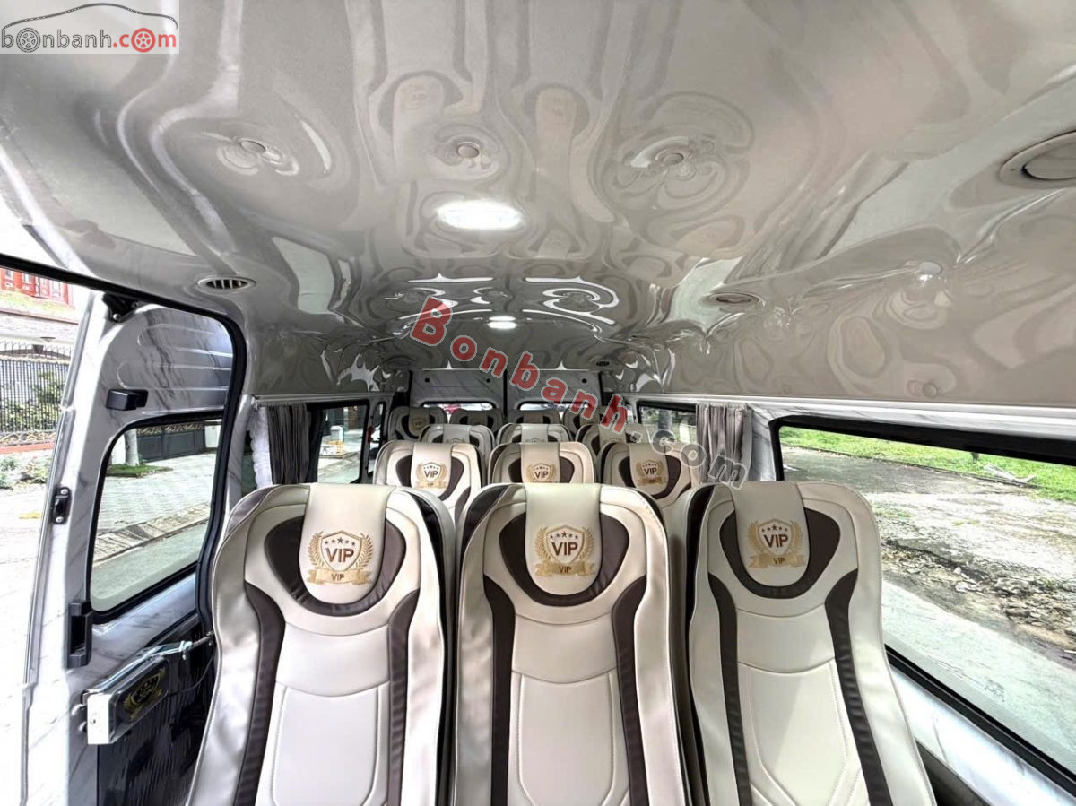 Bán ô tô Ford Transit Tiêu chuẩn - 2024 - xe cũ
