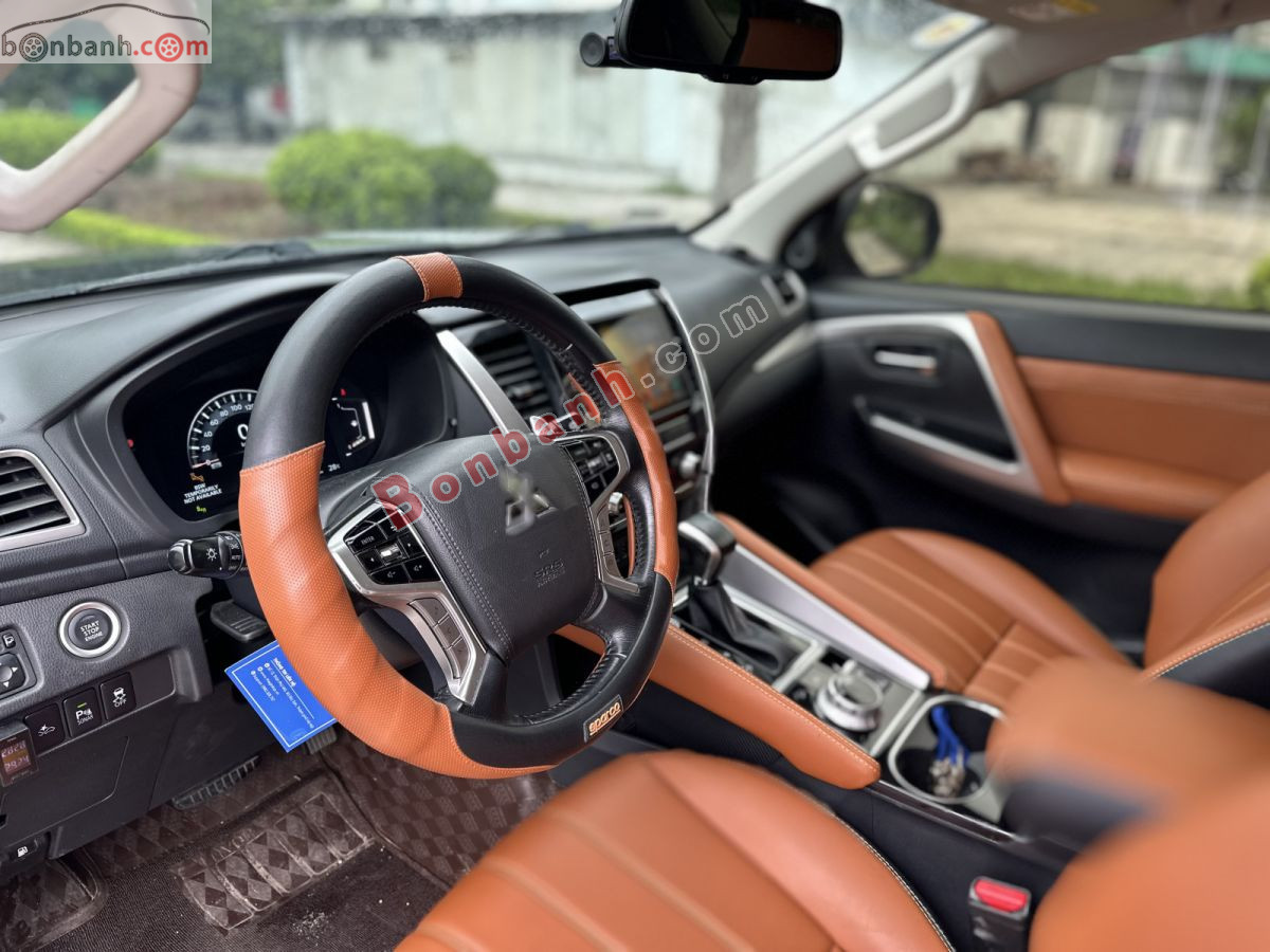Bán ô tô Mitsubishi Pajero Sport 2.4D 4x4 AT - 2020 - xe cũ