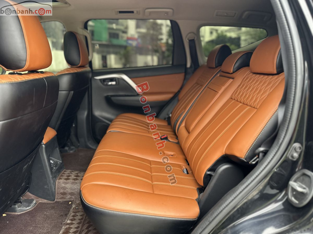 Bán ô tô Mitsubishi Pajero Sport 2.4D 4x4 AT - 2020 - xe cũ