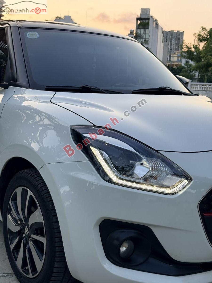 Bán ô tô Suzuki Swift GLX 1.2 AT - 2020 - xe cũ