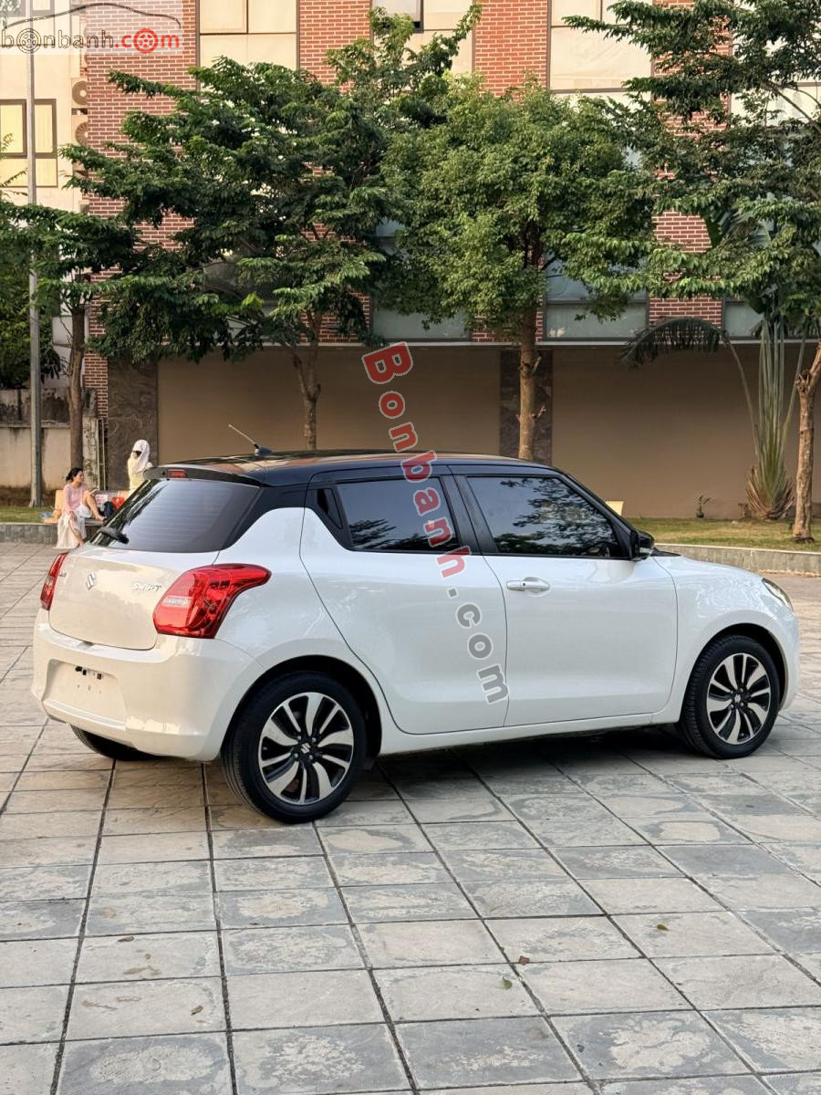 Bán ô tô Suzuki Swift GLX 1.2 AT - 2020 - xe cũ