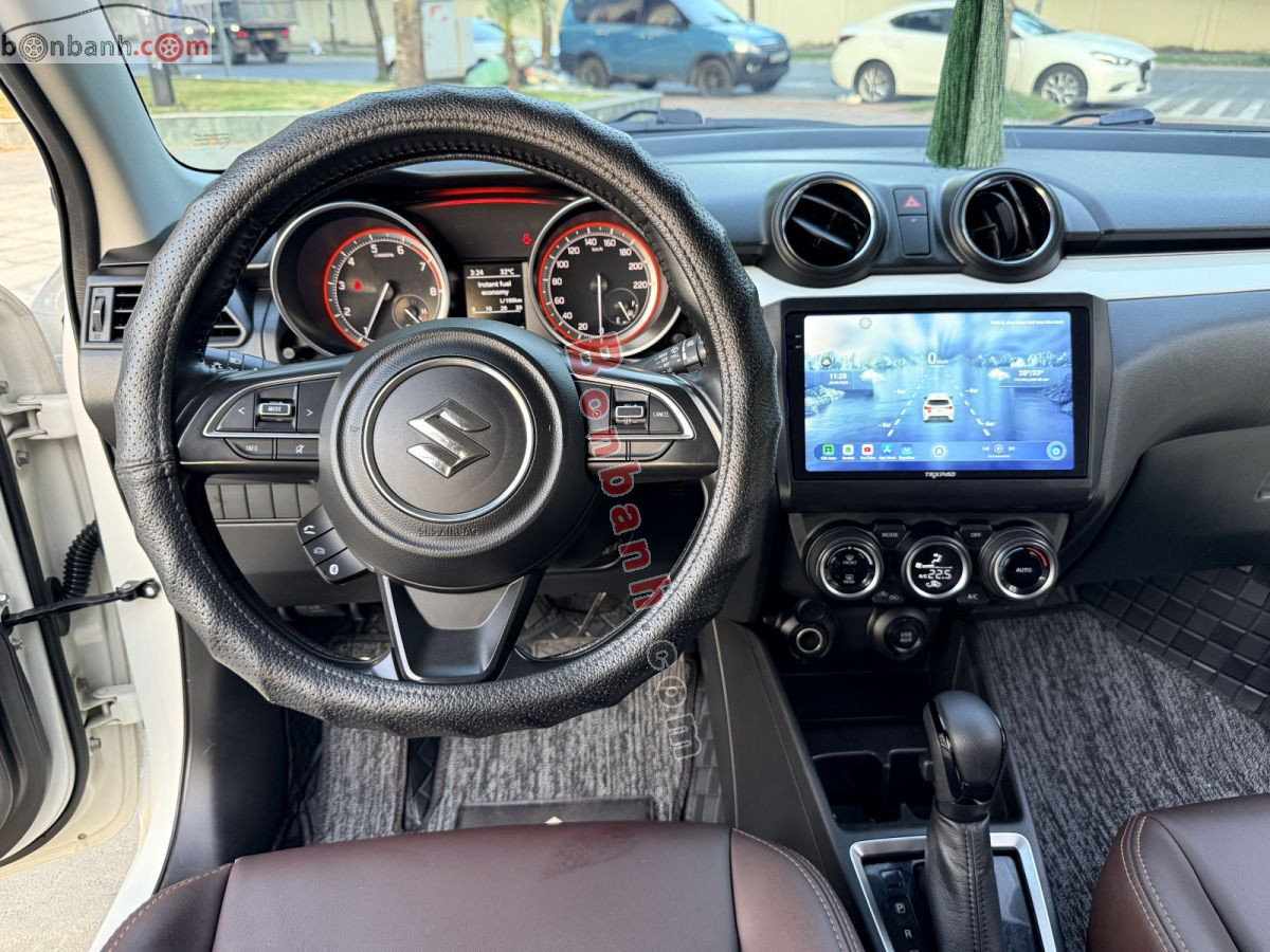 Bán ô tô Suzuki Swift GLX 1.2 AT - 2020 - xe cũ