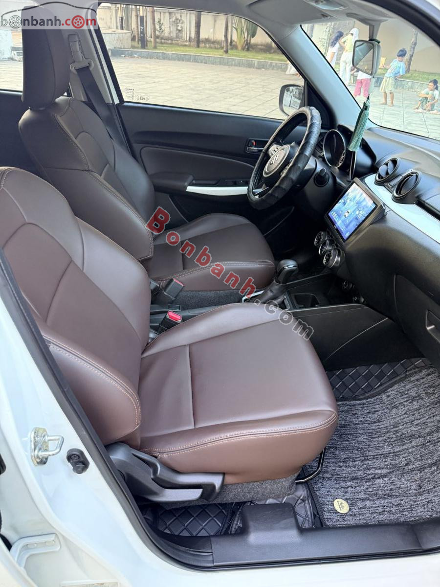 Bán ô tô Suzuki Swift GLX 1.2 AT - 2020 - xe cũ