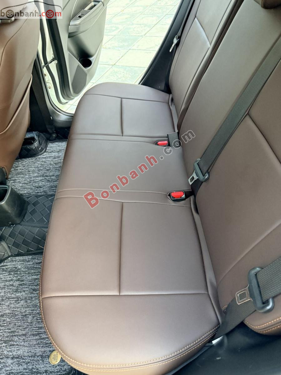 Bán ô tô Suzuki Swift GLX 1.2 AT - 2020 - xe cũ
