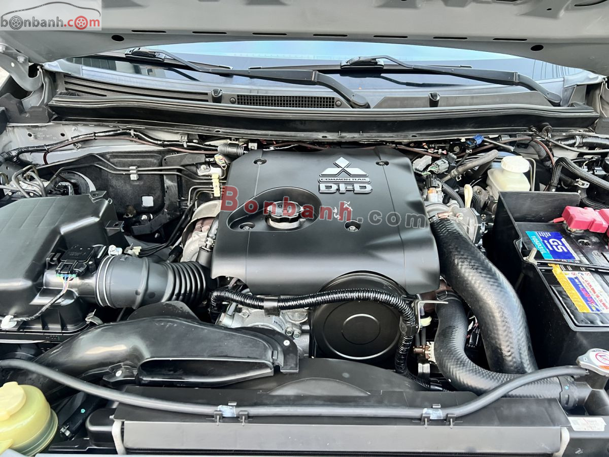 Bán ô tô Mitsubishi Triton 4x2 AT - 2018 - xe cũ