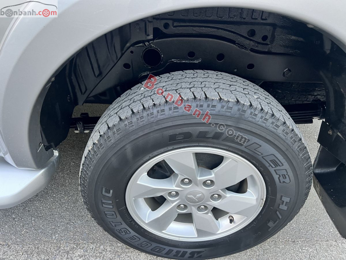 Bán ô tô Mitsubishi Triton 4x2 AT - 2018 - xe cũ