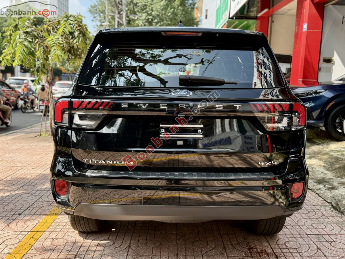 Bán ô tô Ford Everest Titanium Plus 2.0L 4x4 AT - 2024 - xe cũ