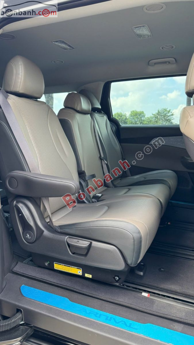 Bán ô tô Kia Carnival Luxury 2.2D - 2025 - xe cũ