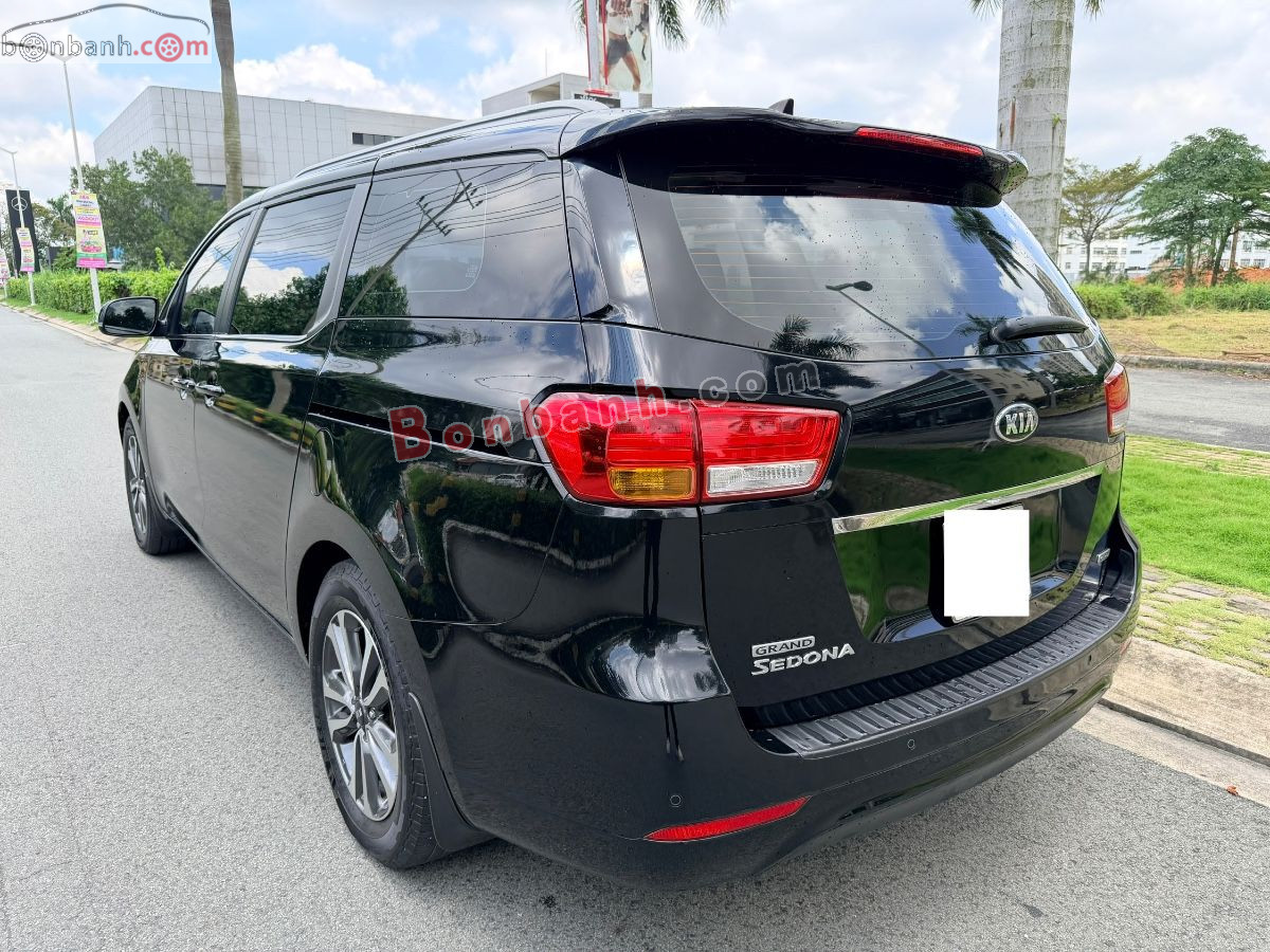 Bán ô tô Kia Sedona 2.2L DAT - 2016 - xe cũ