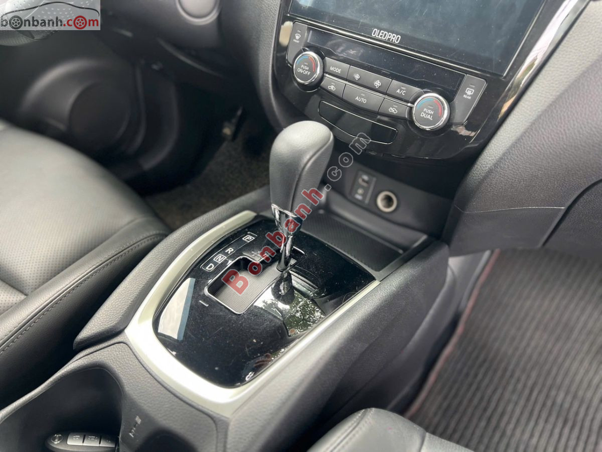 Bán ô tô Nissan X trail 2.5 SV Premium 4WD - 2019 - xe cũ