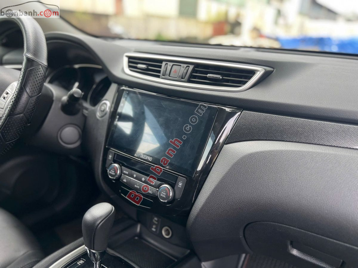 Bán ô tô Nissan X trail 2.5 SV Premium 4WD - 2019 - xe cũ